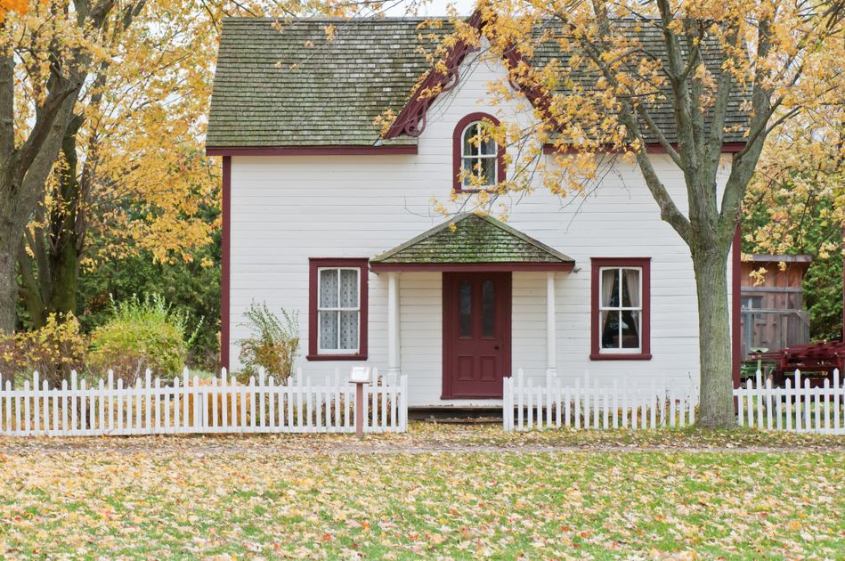 Townhomes vs Detached Homes: Which Is the Better Investment in 2026?